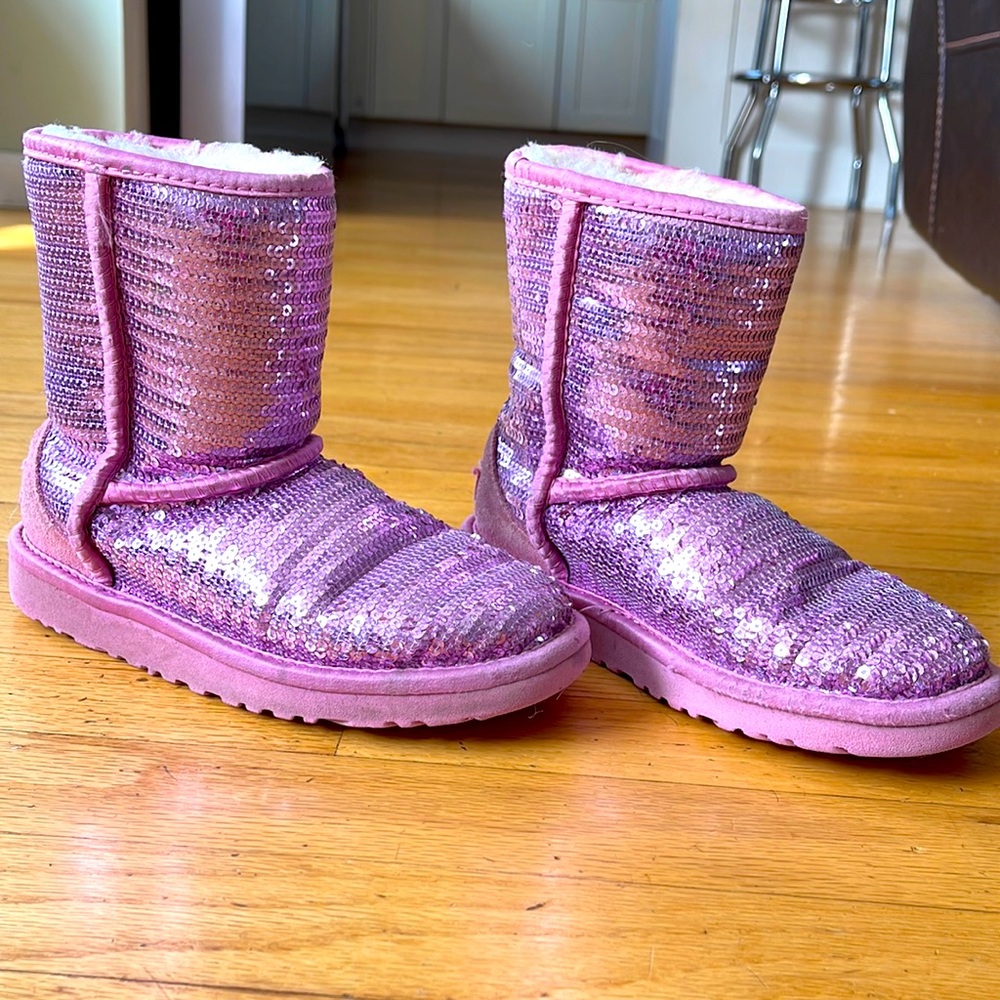 UGG girls boots, size 1Y, pink sequin